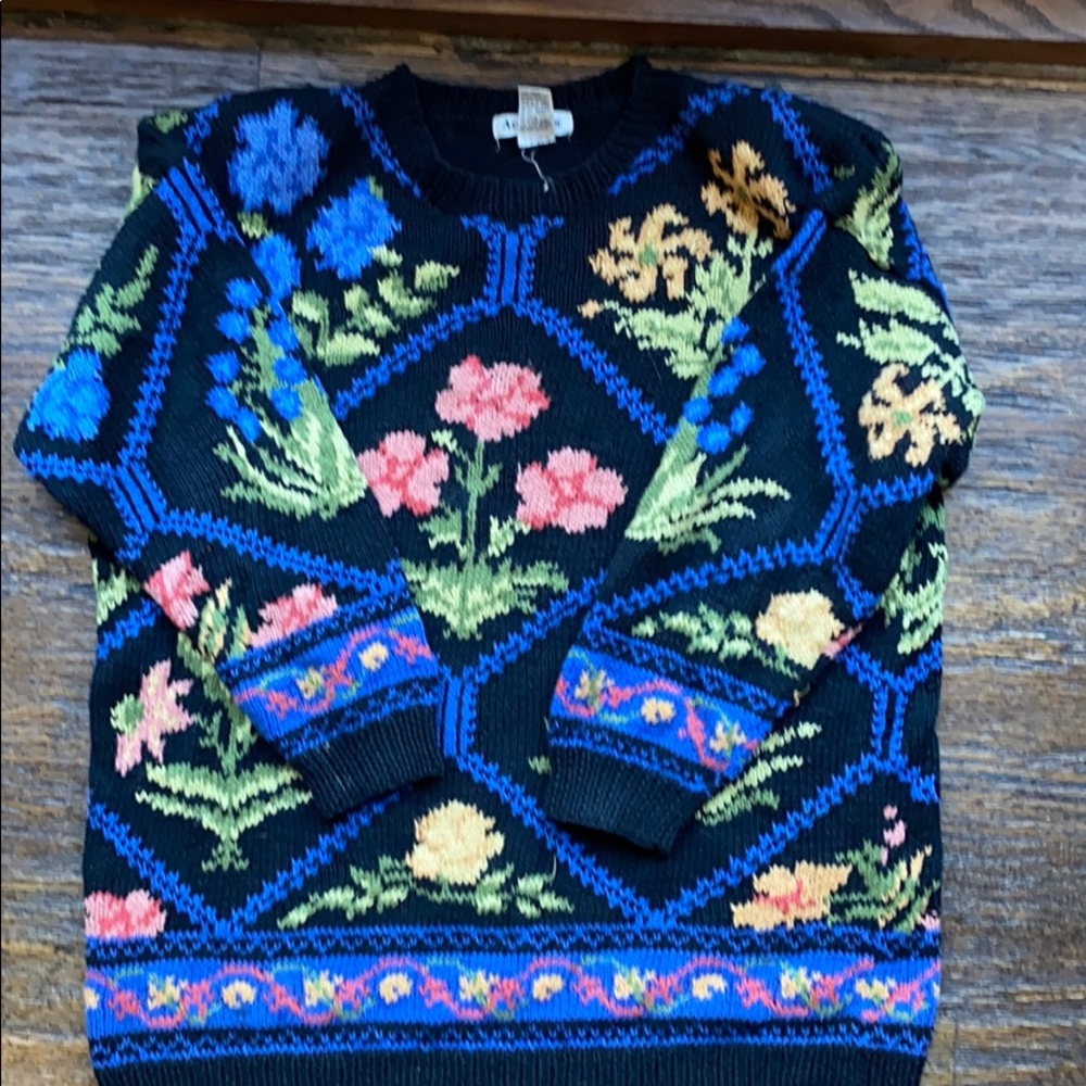 An Taylor sweater.